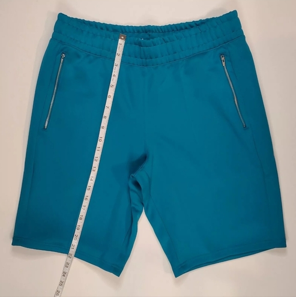 Puma x TMC Mens Size XL Hustle Way Bermuda Shorts Nipsey Hussle Teal 531215-01 - Picture 3 of 12